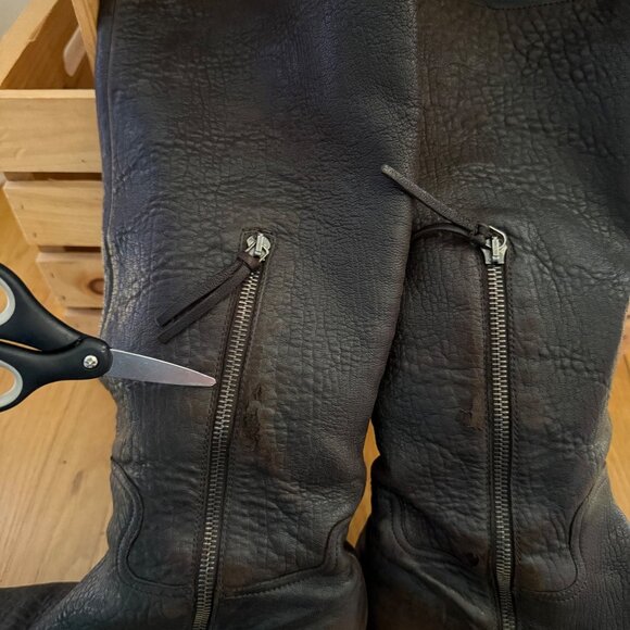 Miu Miu IT 38 US 9 Brown Leather Floral Embroidered Riding Boots - with flaws - Picture 13 of 16